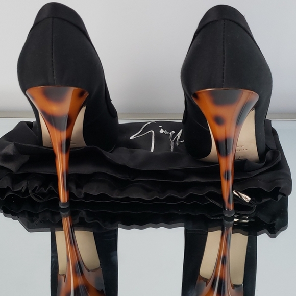 ❄2x Host Pick❄Giuseppe Zanotti Heels Pumps - Picture 5 of 7